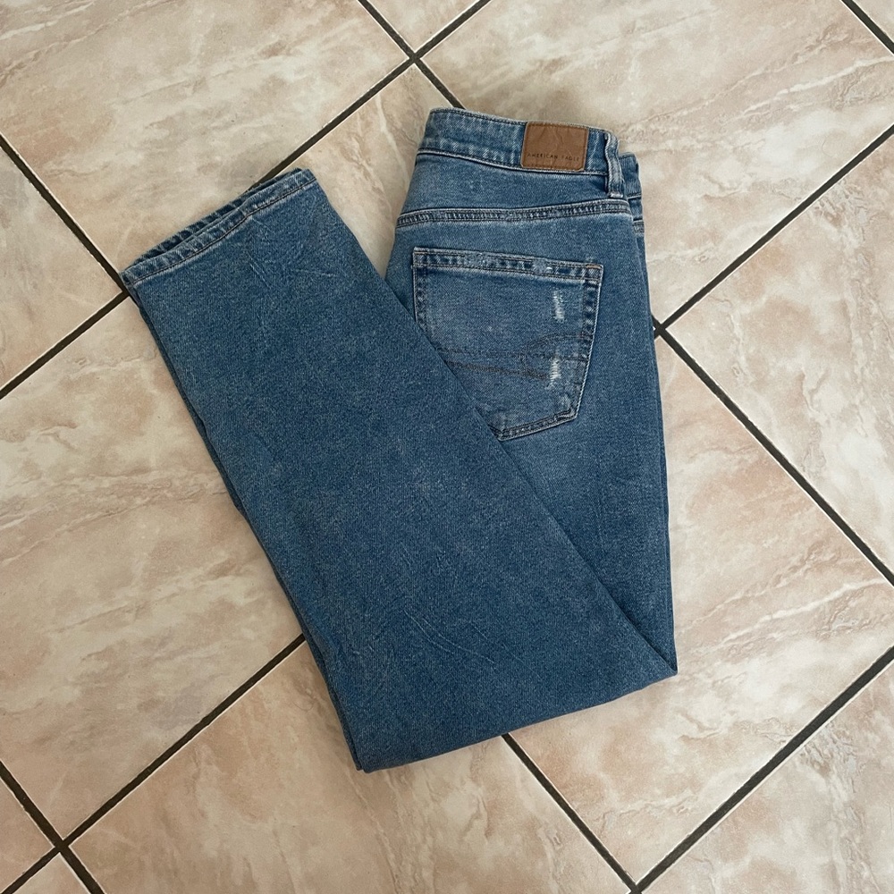 American Eagle Mom Jeans Size: 6